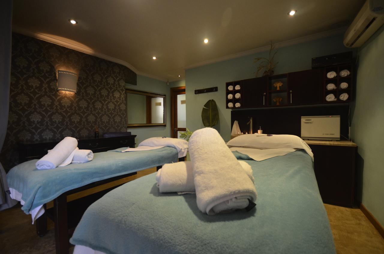 Whalesong Hotel & Spa Плетенбърг Бей Екстериор снимка
