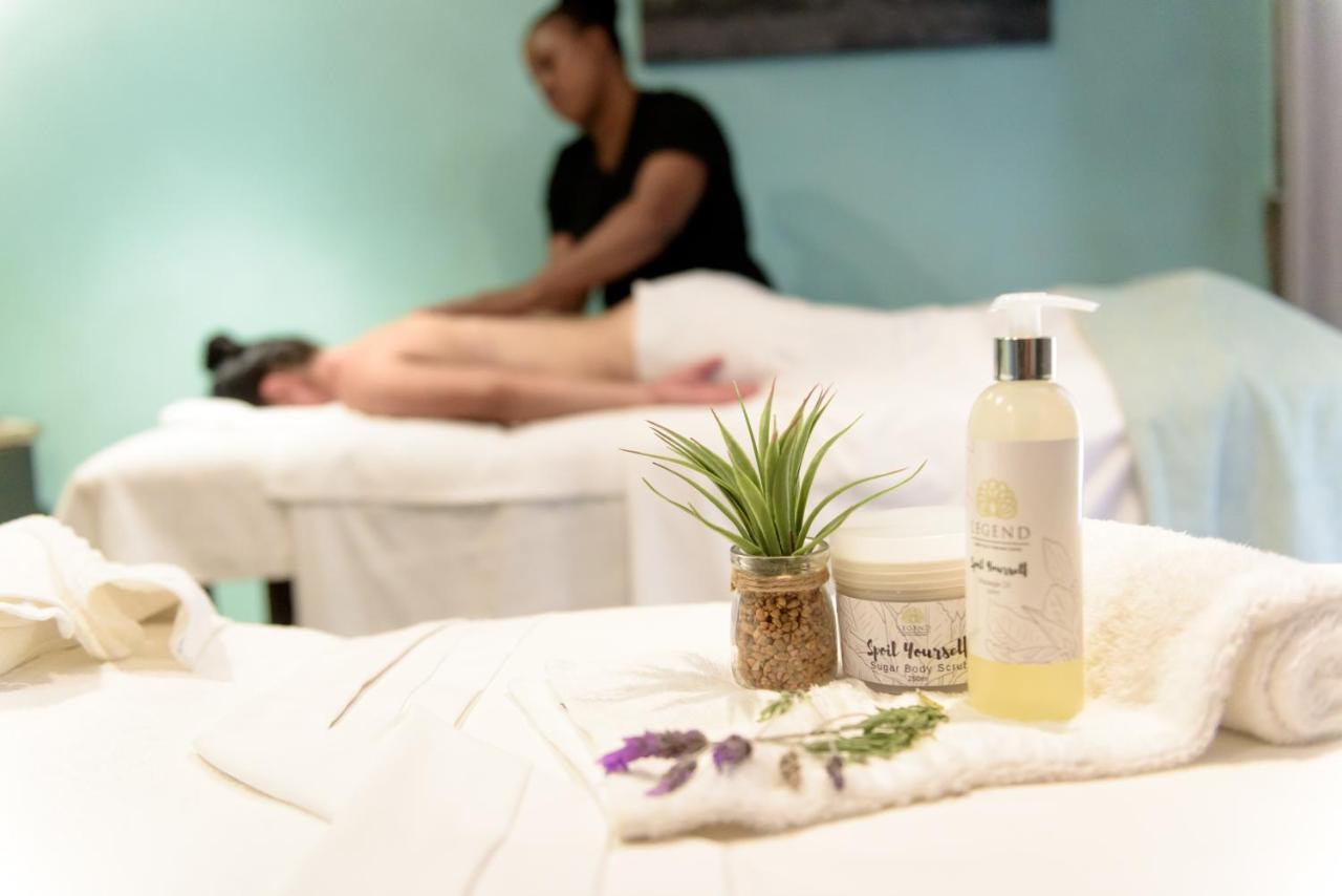 Whalesong Hotel & Spa Плетенбърг Бей Екстериор снимка